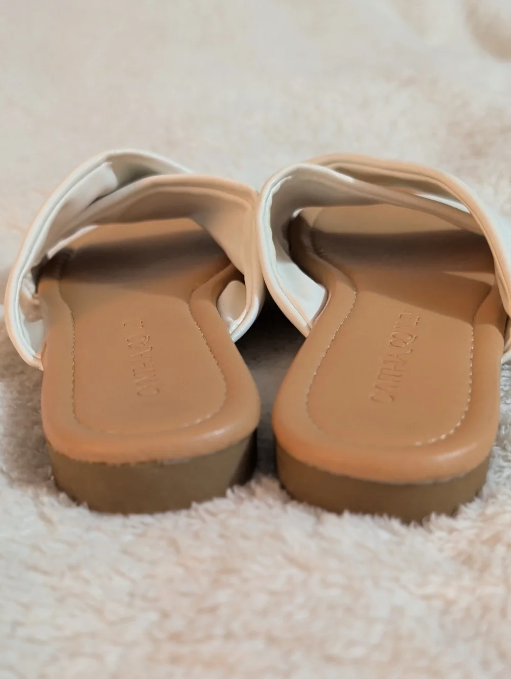 Cynthia Rowley White Crisscross Flat Slide Sandals Size 7.5